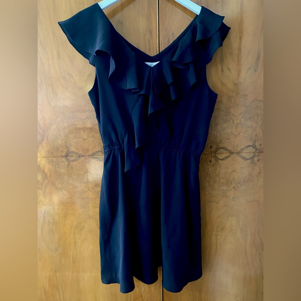 BCBGeneration Flouncy Summer dress